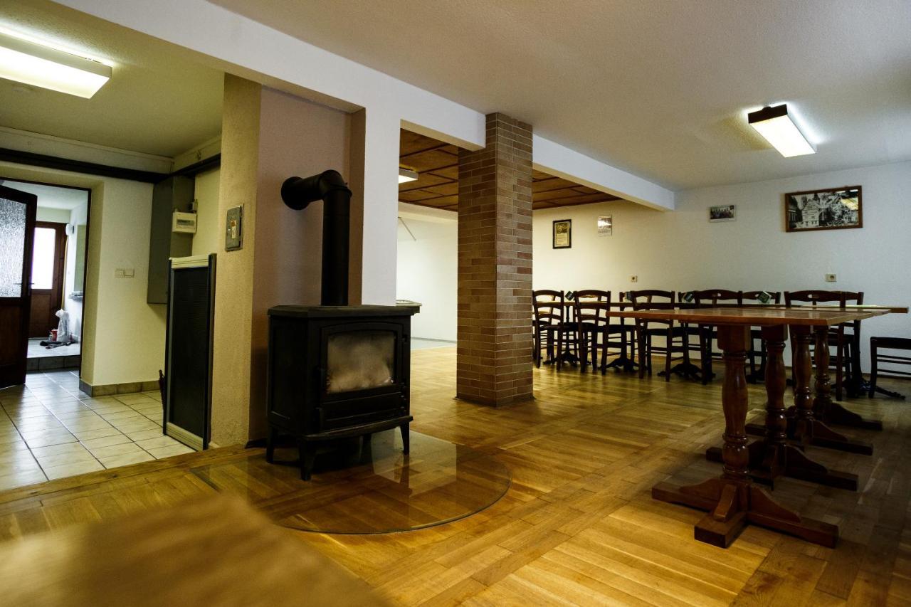 Landgasthaus Queen Victoria Stadtilm Extérieur photo