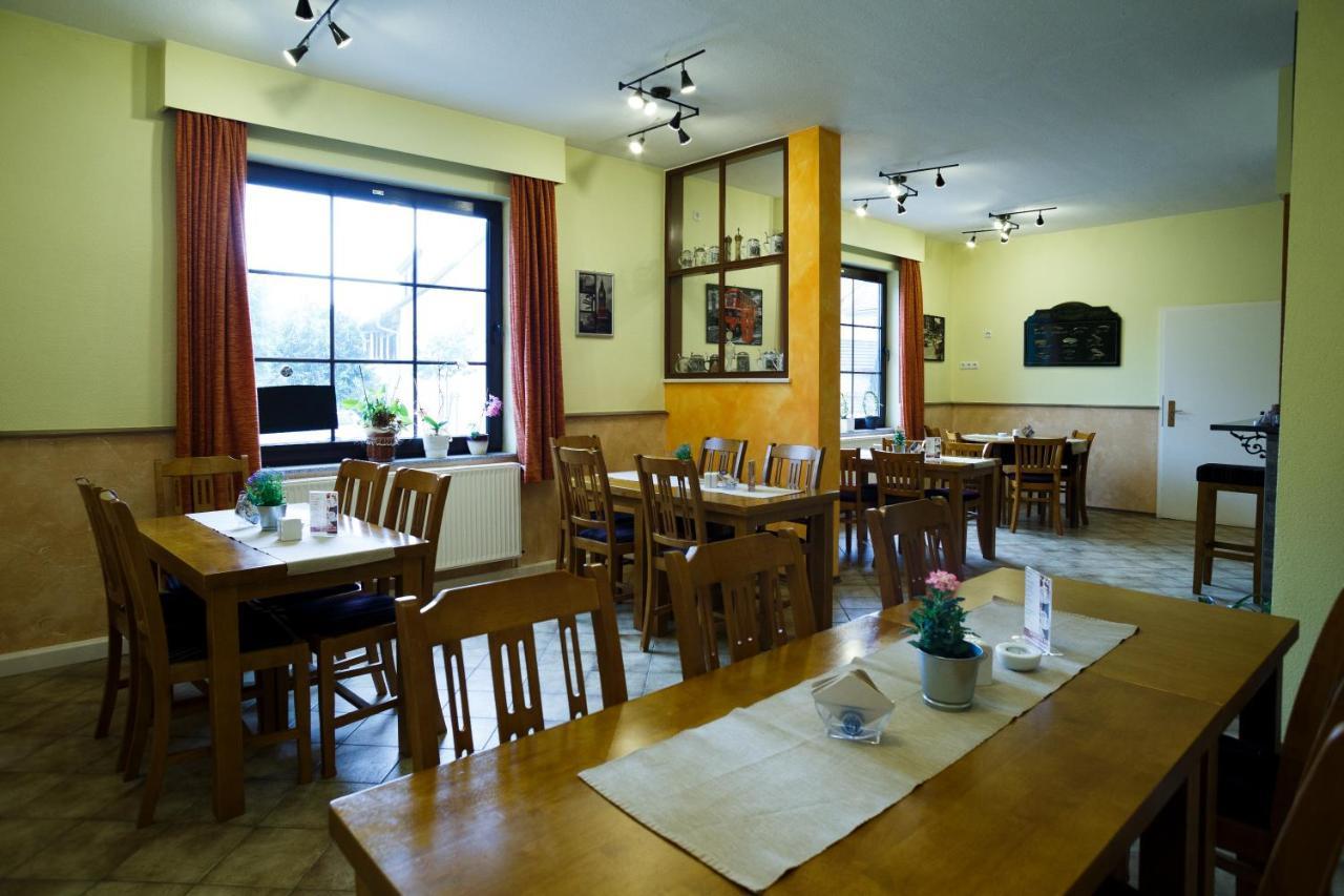 Landgasthaus Queen Victoria Stadtilm Extérieur photo